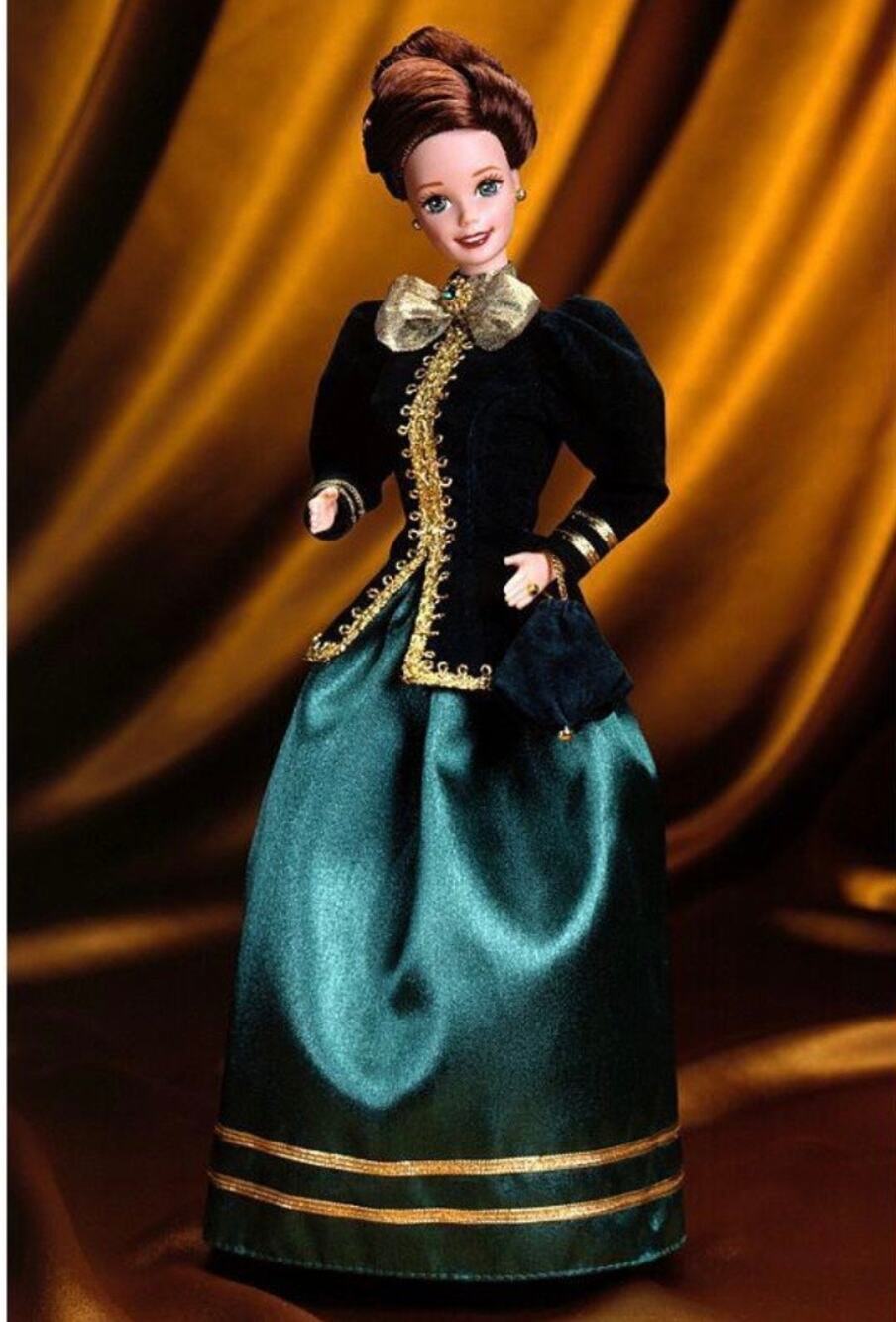 Yuletide Romance Hallmark #3 Barbie Fashion Doll